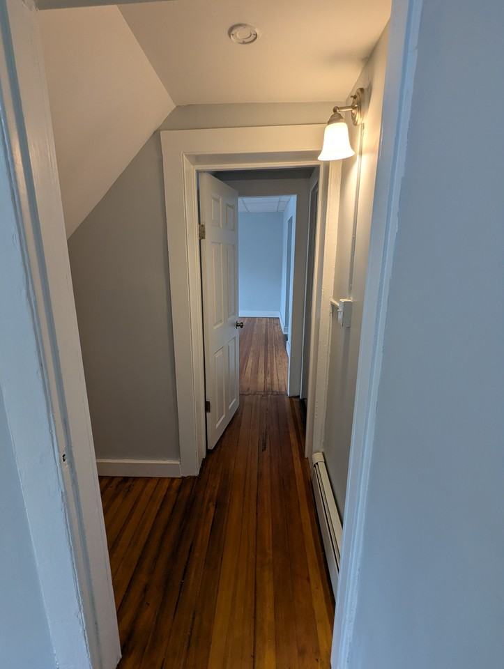 12 Cottage Street - Photo 7 of 9