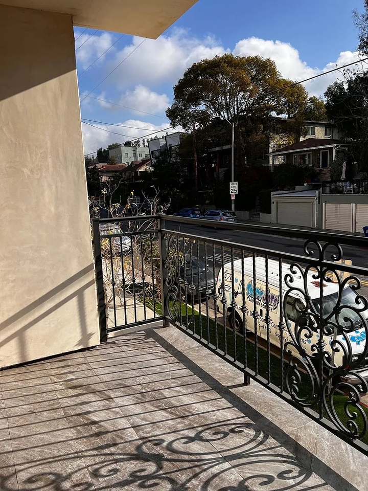 Echo Park Ave 1111 - Photo 2 of 13