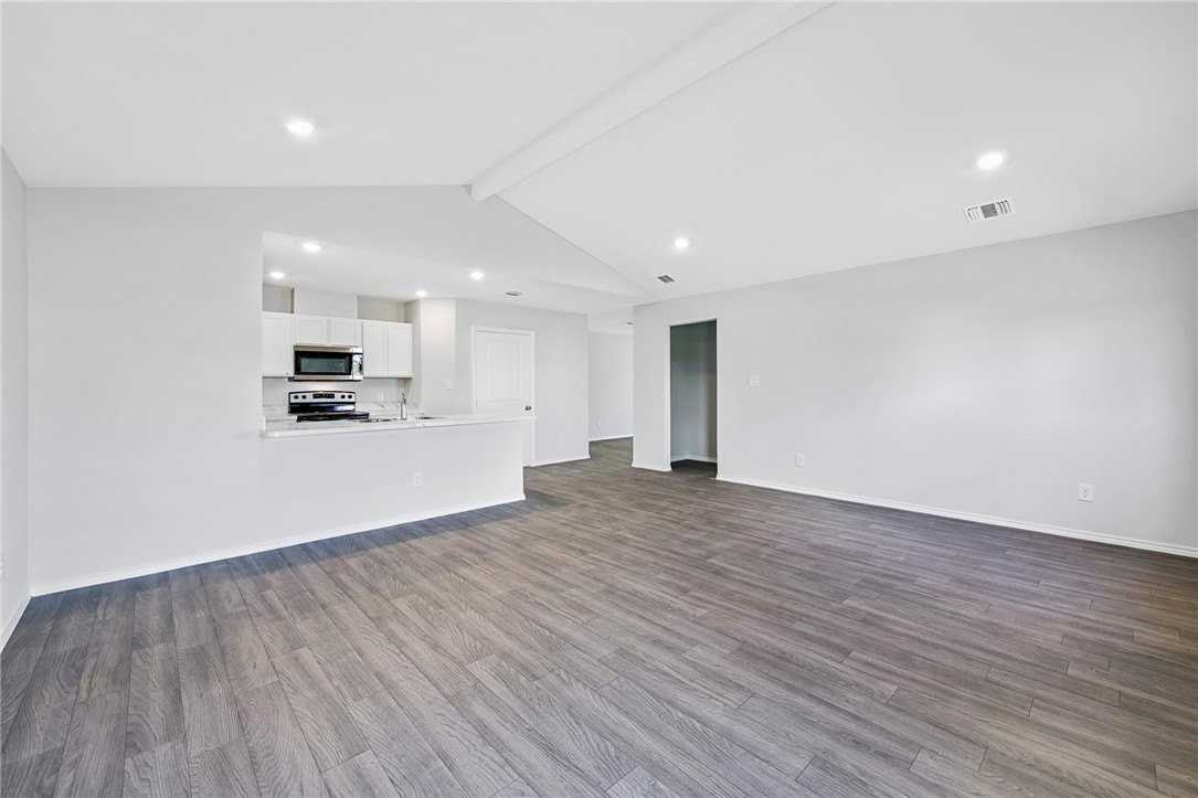 3601 Rebecca Dr - Photo 3 of 24