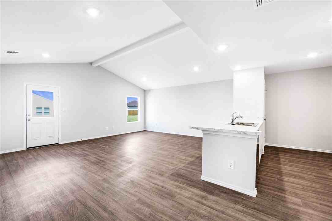 3601 Rebecca Dr - Photo 5 of 24