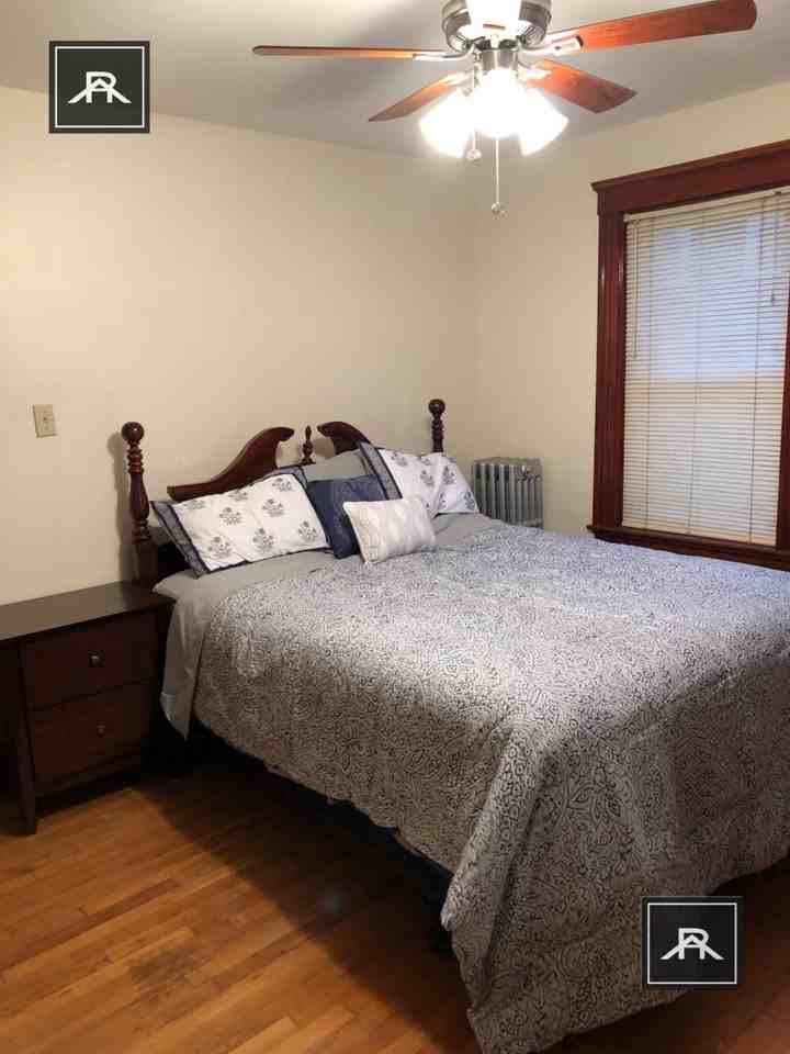 54 Union St - Photo 6 of 10
