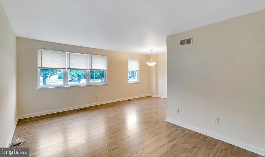 9754 Roosevelt Blvd #1 - Photo 5 of 30