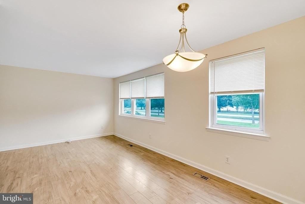 9754 Roosevelt Blvd #1 - Photo 7 of 30