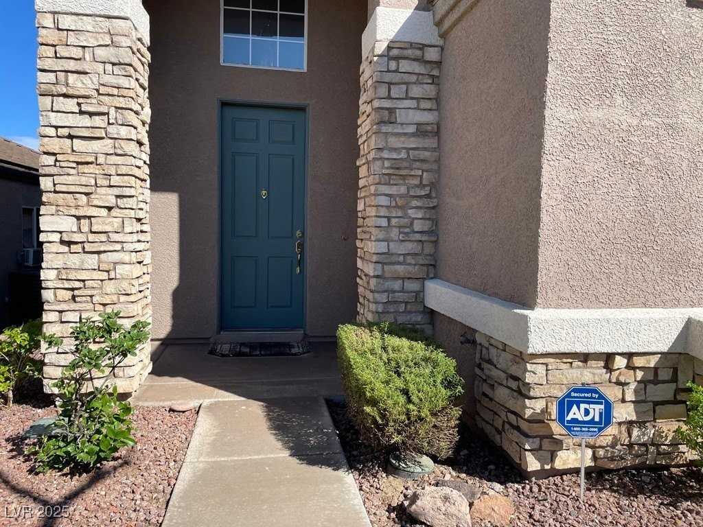 170 Arches Ct - Photo 2 of 45