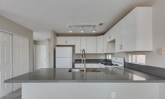 8249 Hydra Lane - Photo 2 of 4