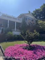 featured image of 2001 Cedar Ave #2