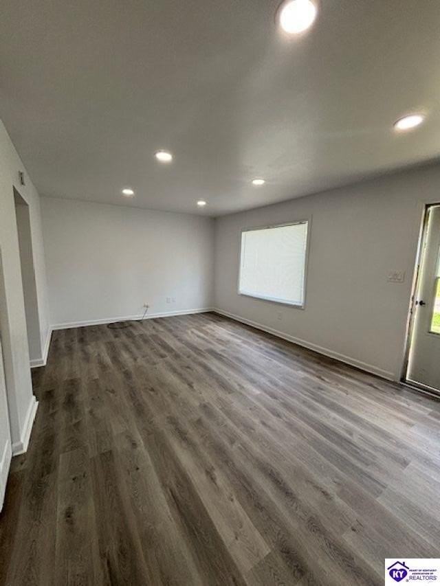 1204 Clear Ridge Ln - Photo 3 of 20