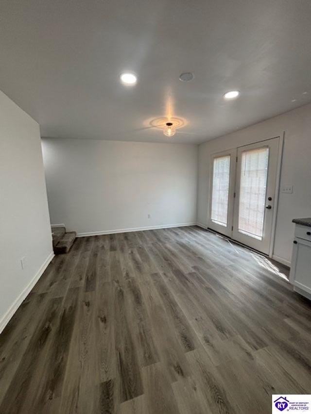 1204 Clear Ridge Ln - Photo 4 of 20