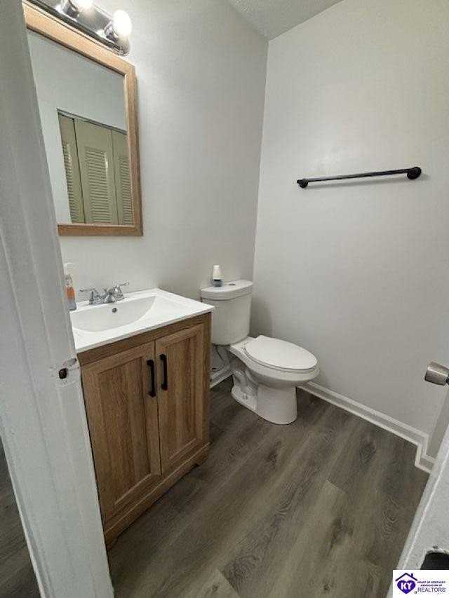 1204 Clear Ridge Ln - Photo 7 of 20