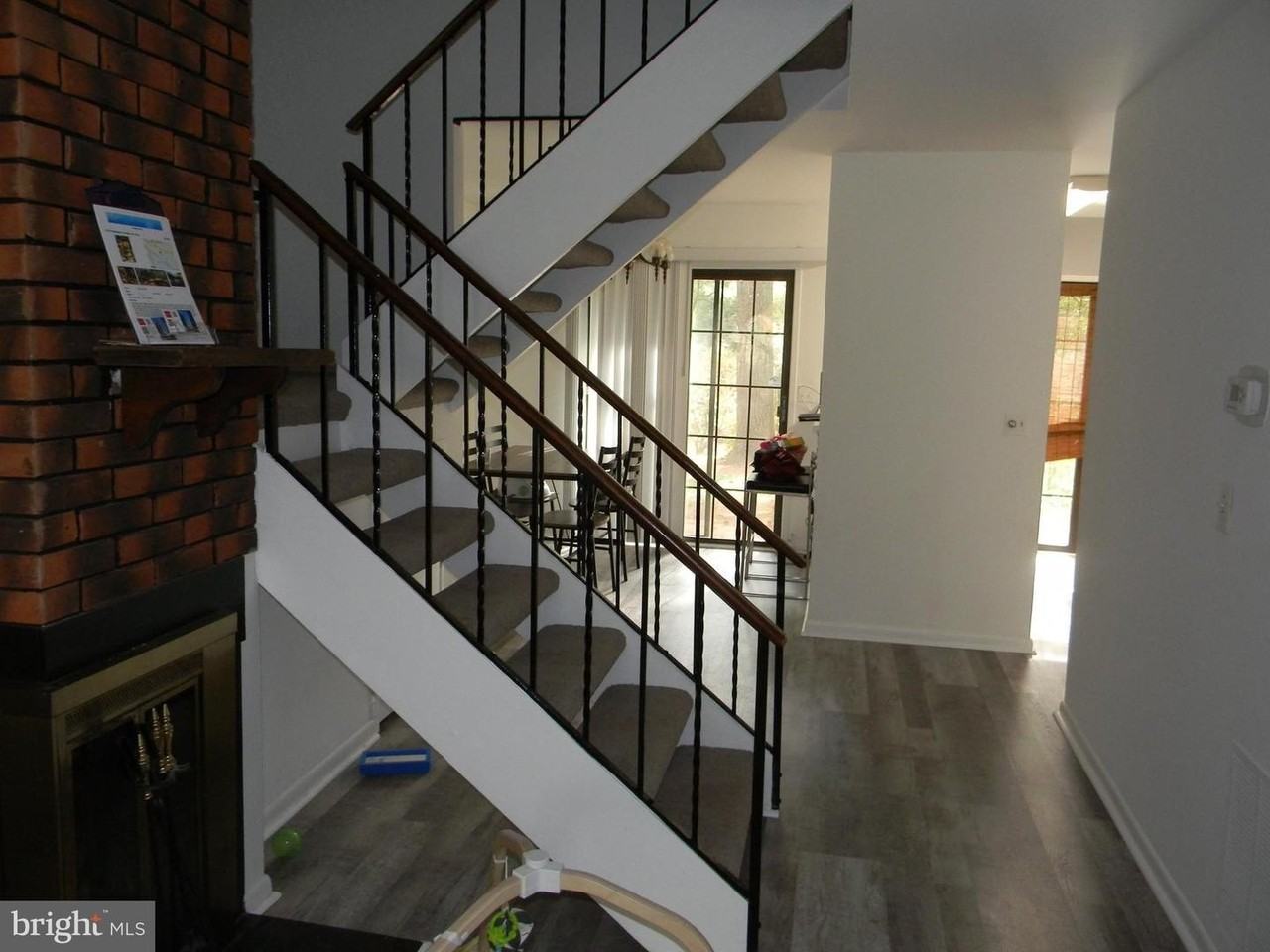 11319 Headlands Ct - Photo 4 of 21