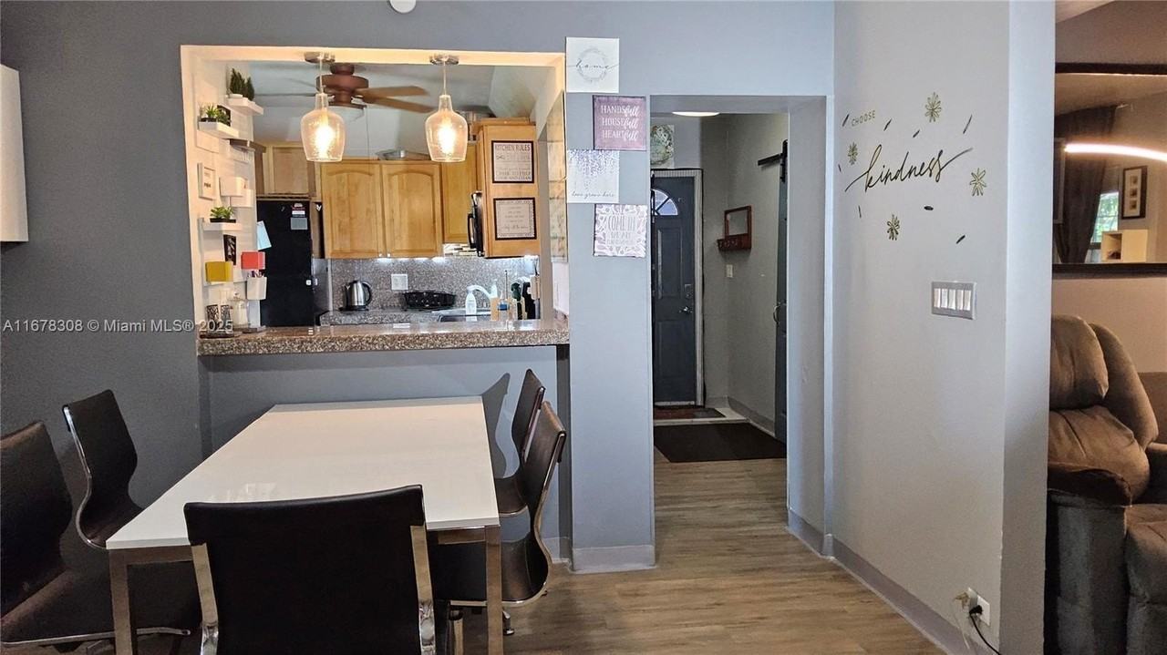 3600 3600 SW S Le Jeune Rd #3600 - Photo 7 of 25