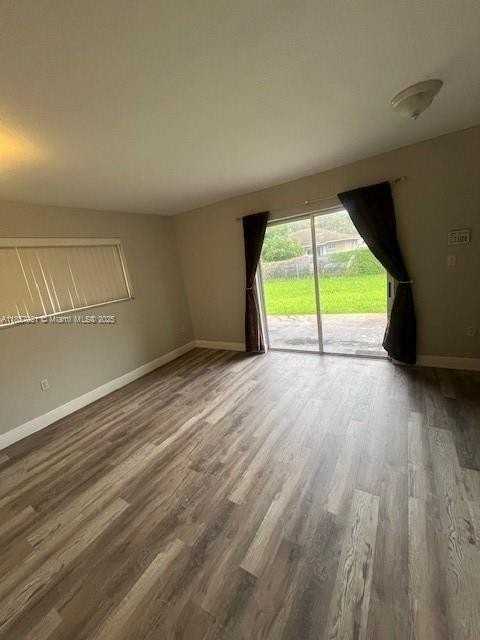 3985 Nw 165th St - Photo 2 of 9