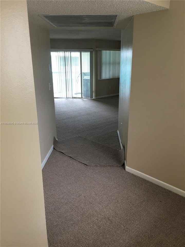 2610 Se 21st Ct #205A - Photo 3 of 13