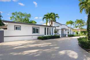 5725 Sw 56th St - Photo 1 of 1