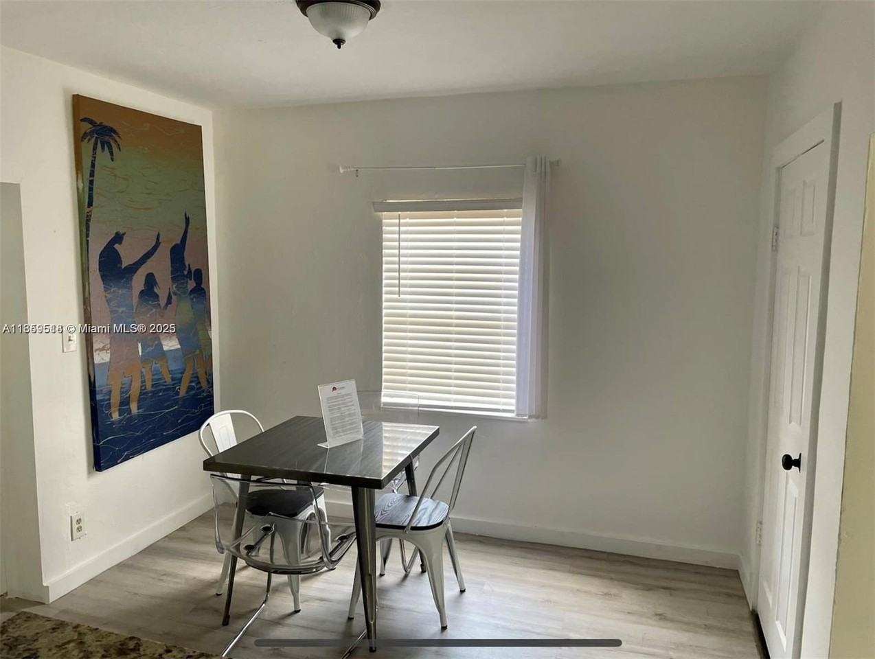 832 Nw 76th St - Photo 4 of 14