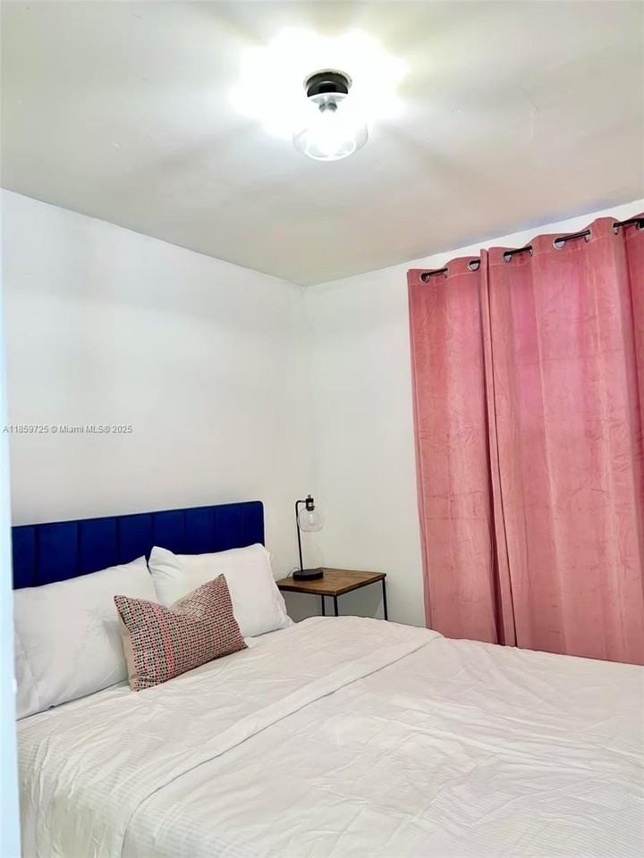 2701 Nw 24th Ct #R - Photo 2 of 20