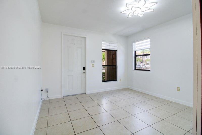 23355 Sw 113th Psge - Photo 3 of 8