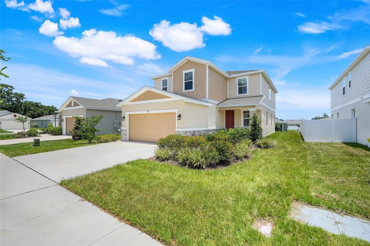 853 Blue Creek Dr - Photo 2 of 46