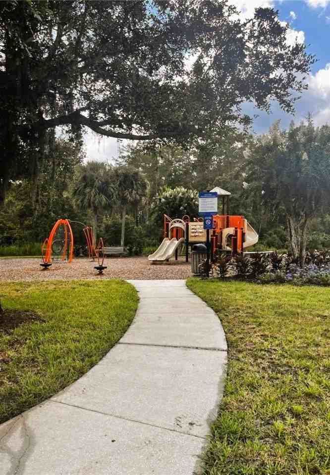 10777 Garden Lily Dr #S - Photo 4 of 16