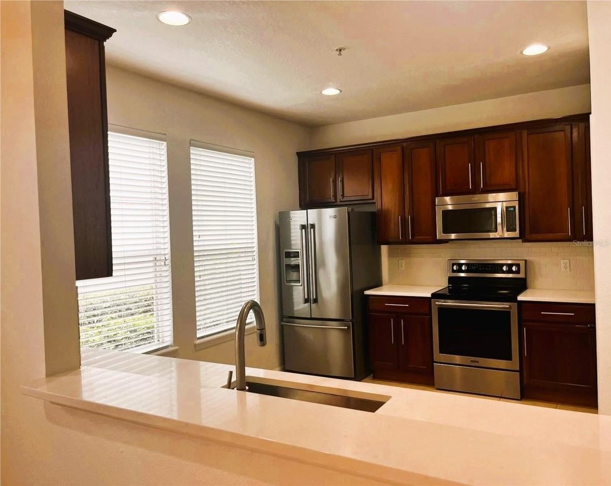10777 Garden Lily Dr #S - Photo 6 of 16