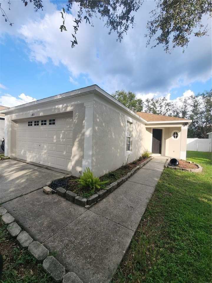 18111 Lembrecht Way - Photo 2 of 25