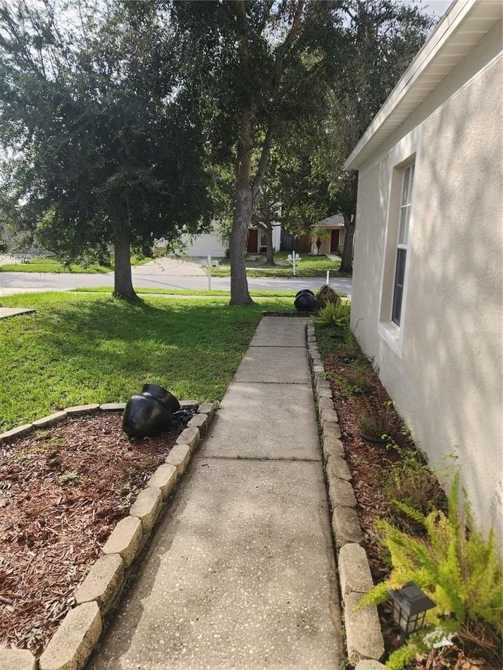 18111 Lembrecht Way - Photo 3 of 25