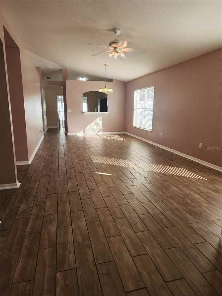 18111 Lembrecht Way - Photo 4 of 25