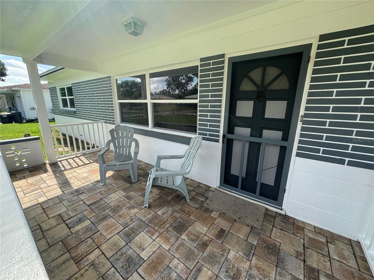 9950 52nd Ter N - Photo 4 of 23