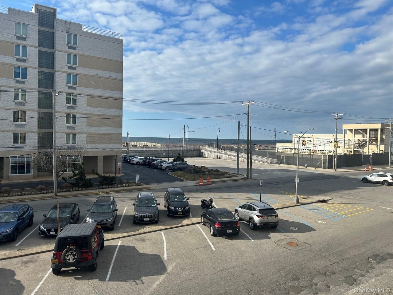 475 W Broadway - Photo 7 of 14