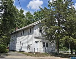 128 Newark Pompton Tpke 1st Fl - Photo 1 of 1