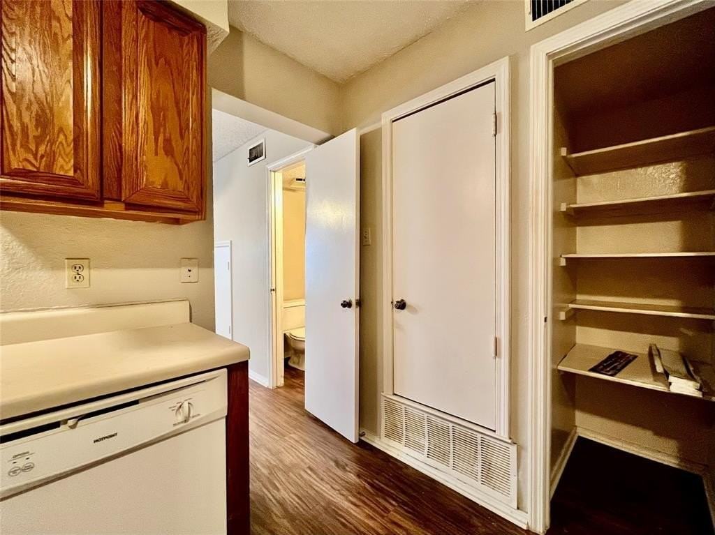 3053 Olympia Dr - Photo 6 of 14