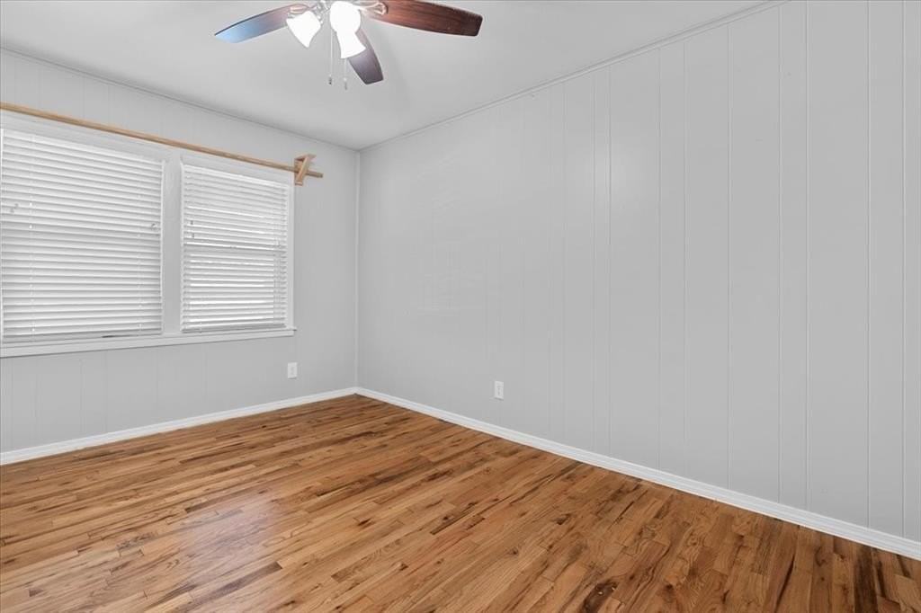 2801 S Hills Ave - Photo 4 of 22