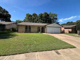 2304 Vineyard Dr - Photo 1 of 1