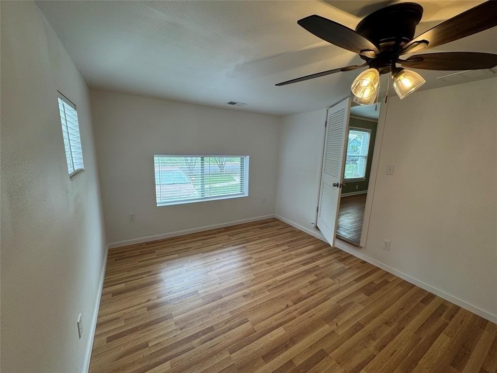 2318 Fenwick Dr - Photo 5 of 40