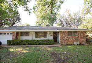 220 Victorian Dr - Photo 1 of 1