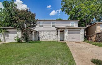 844 Nw Summercrest Blvd #A - Photo 1 of 1