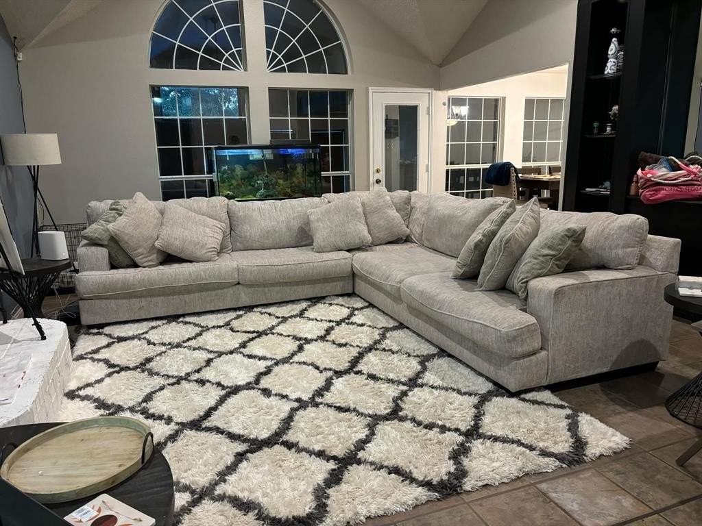 604 Oak Meadow Dr - Photo 3 of 26