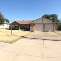 503 Cozby St N - Photo 1 of 1