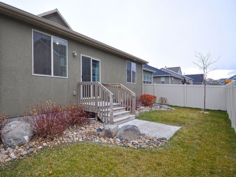 3638 Ropemaker Rd - Photo 3 of 36