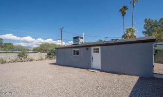 featured image of 4215 E Camino De Palmas #B