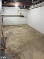 1406 Flanders Way - Photo 1 of 1
