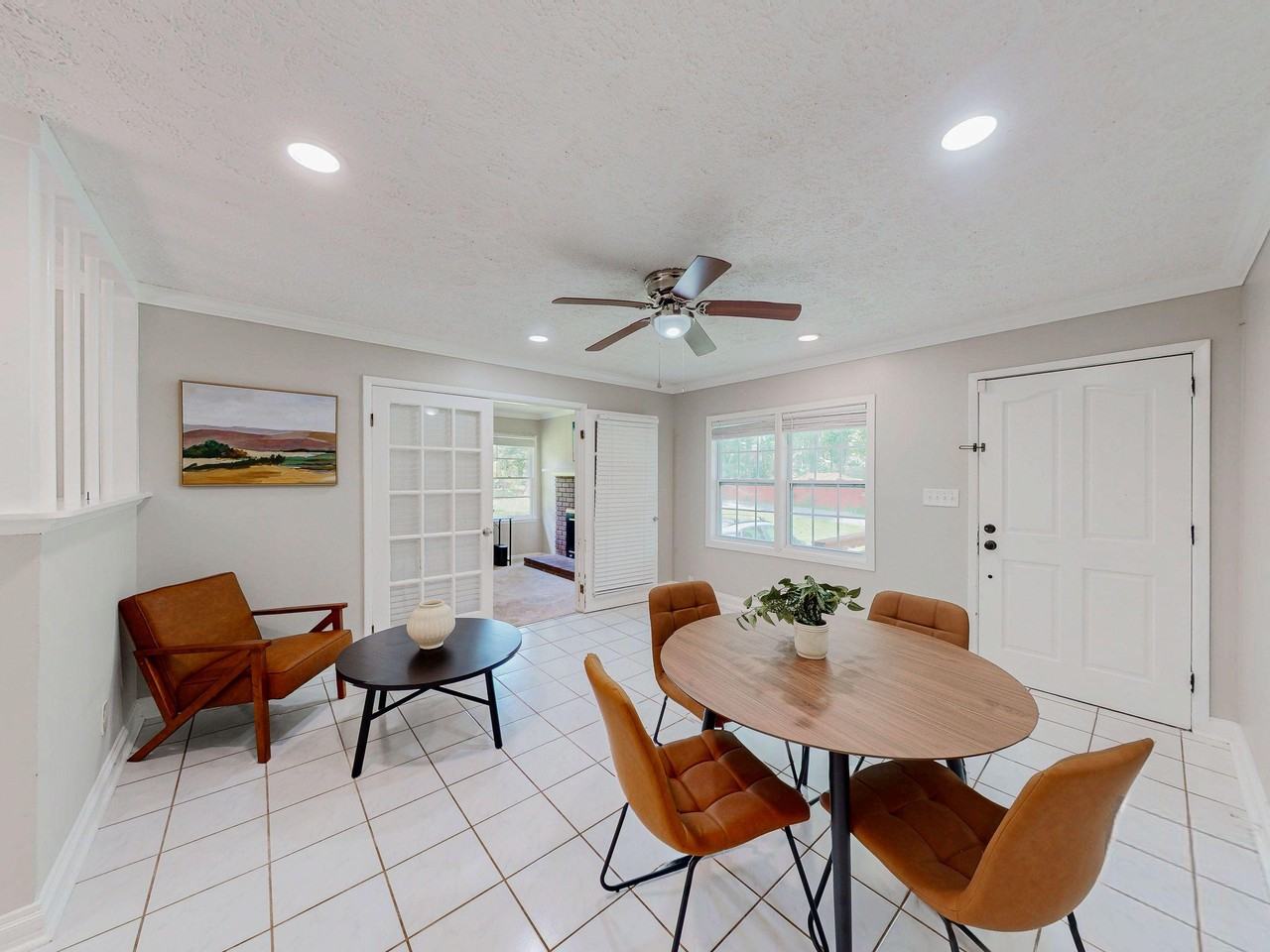 Scott Ln Sw - Photo 2 of 11