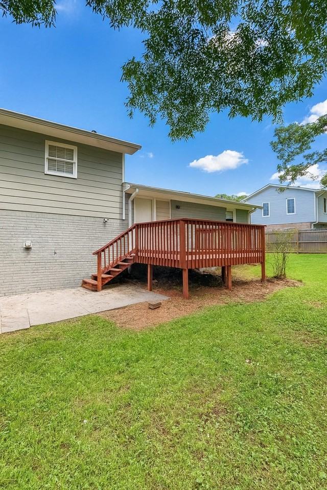 Emerald Falls Dr - Photo 4 of 6