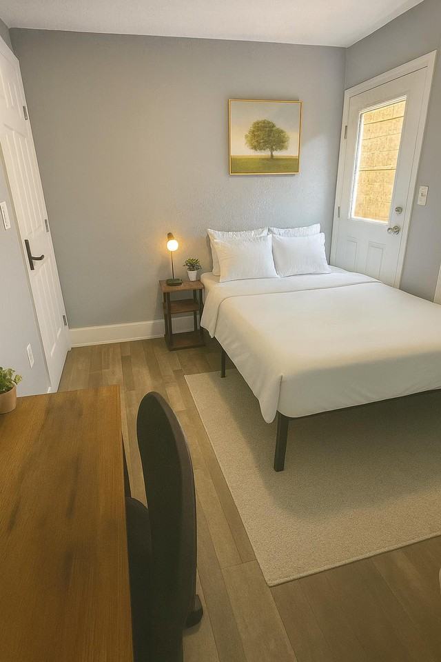 E Crawford St - Photo 4 of 5