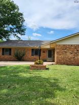 916 Kiowa Dr - Photo 1 of 1