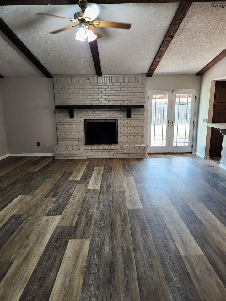 916 Kiowa Dr - Photo 2 of 11