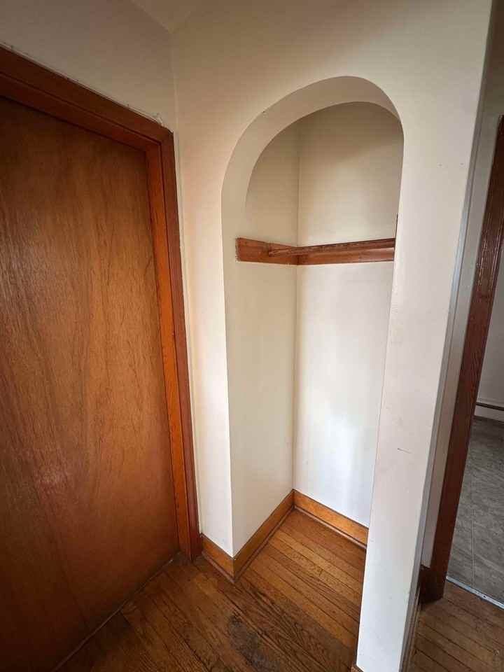 228 Victoria Rd #2 - Photo 7 of 10