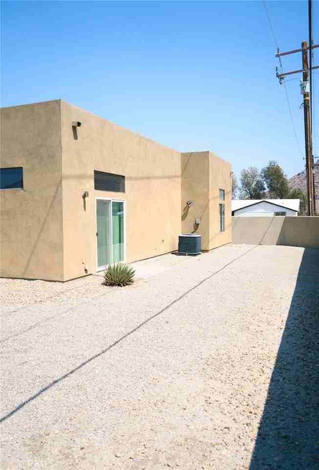 60055 Overture Drive - Photo 2 of 15