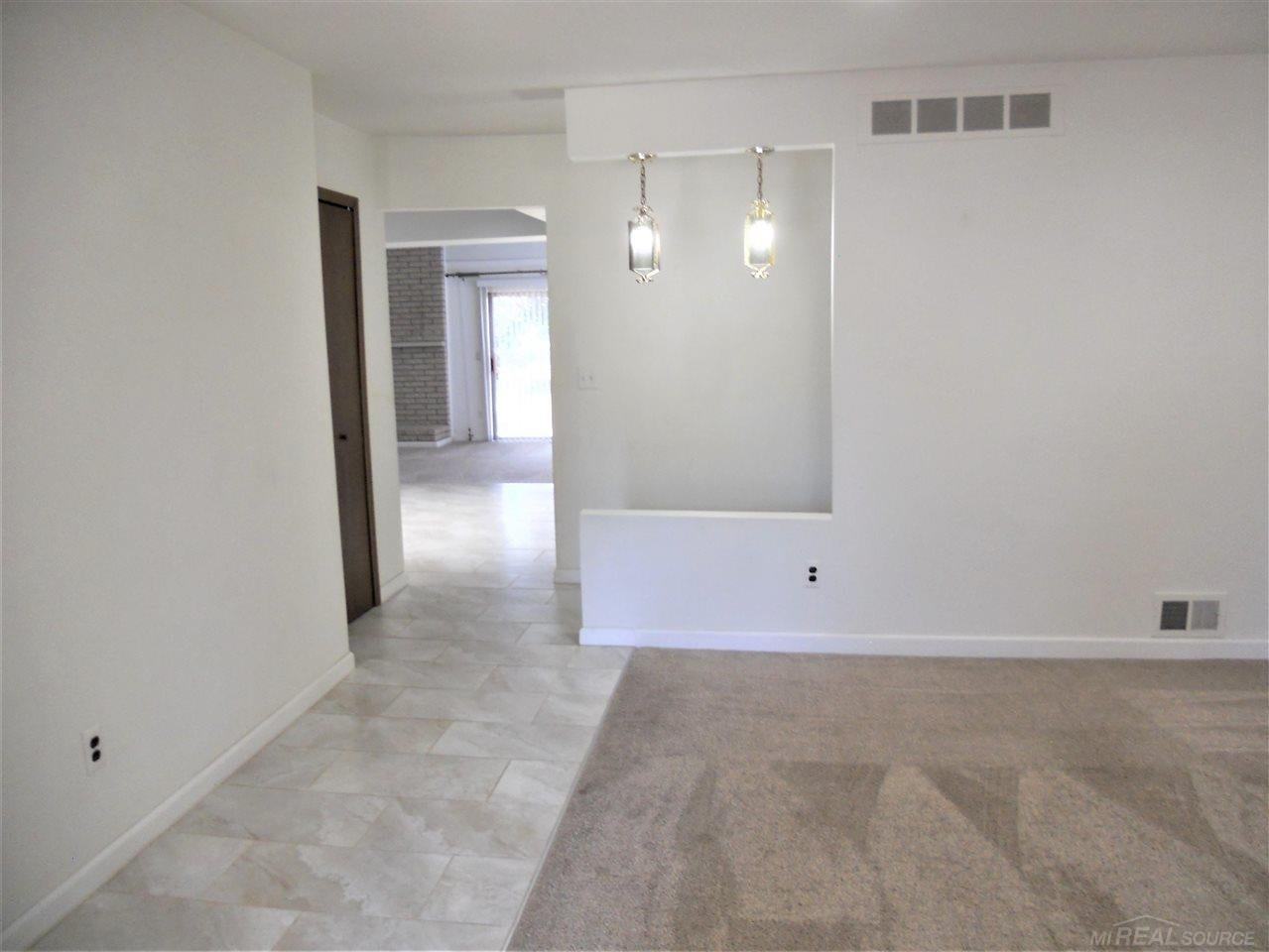 13587 Terra Santa Drive - Photo 4 of 36