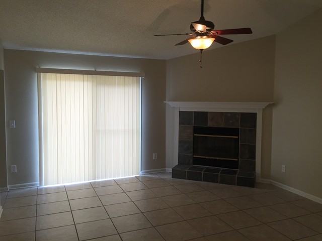 8028 Bridgecreek Dr W - Photo 2 of 12